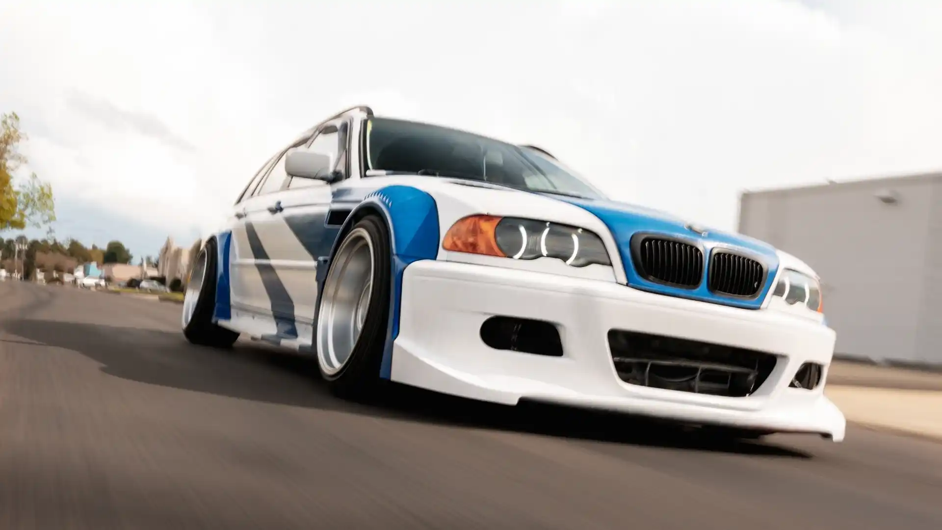 Dollar Car Rental Edmonton Office in Canada