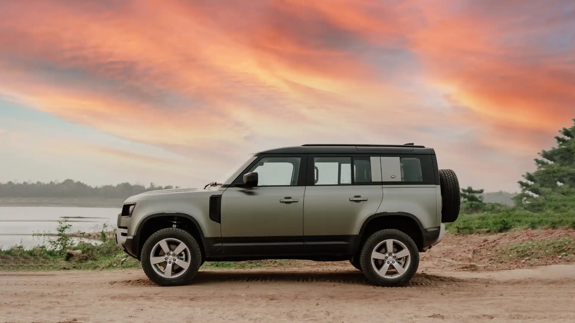 Dollar Car Rental NKG Airport