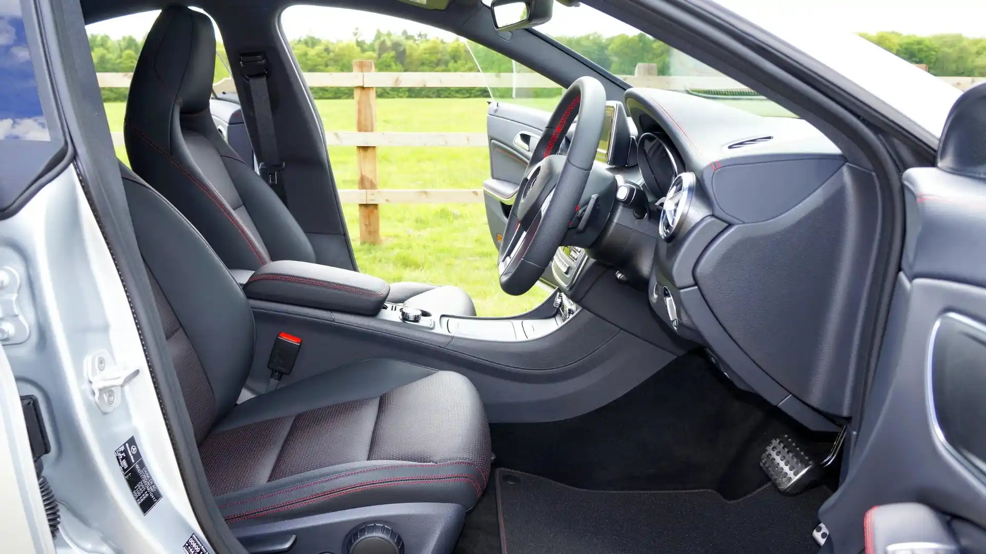 Economy Car Rental LGW Airport