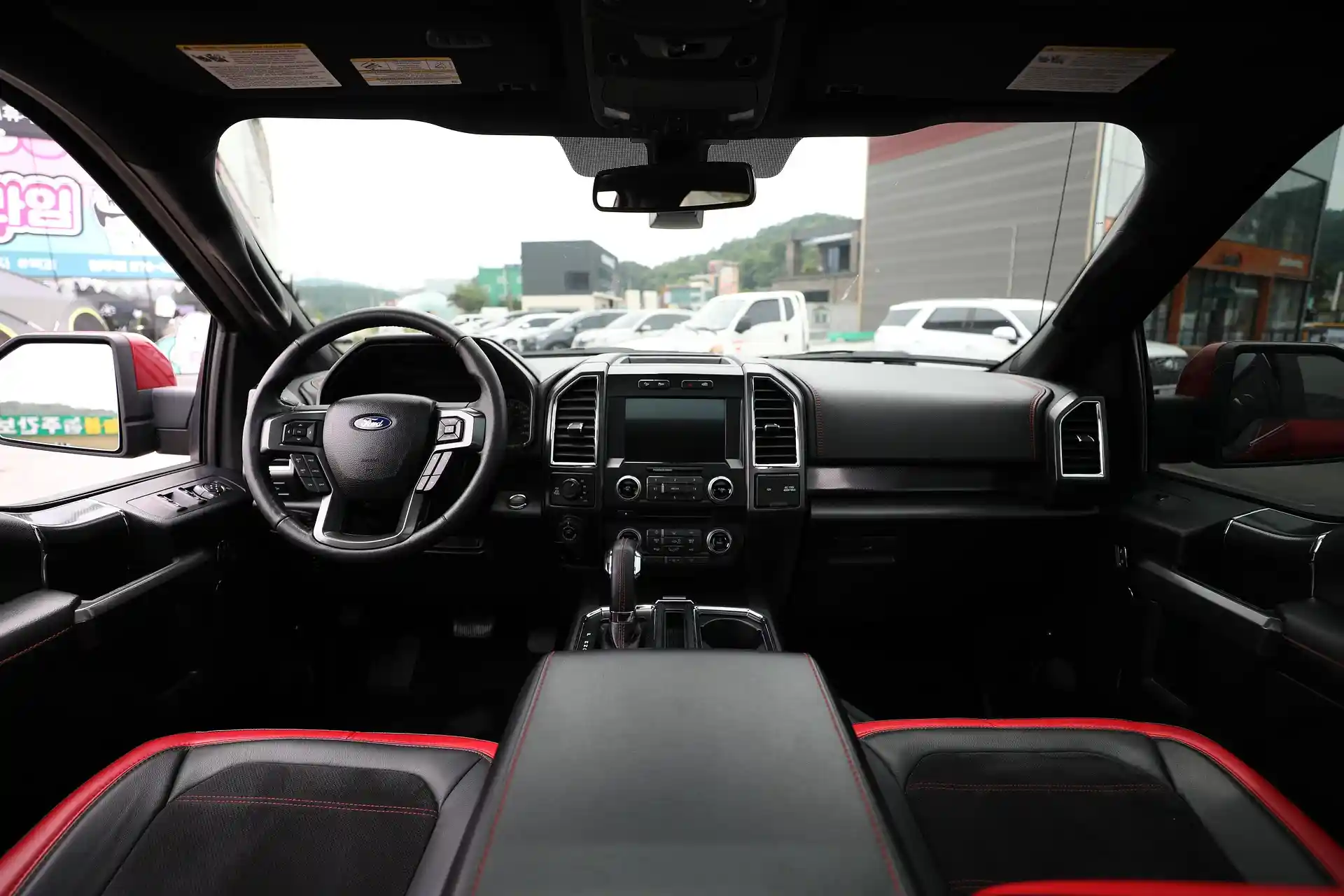 Hertz Car Rental BUR Airport