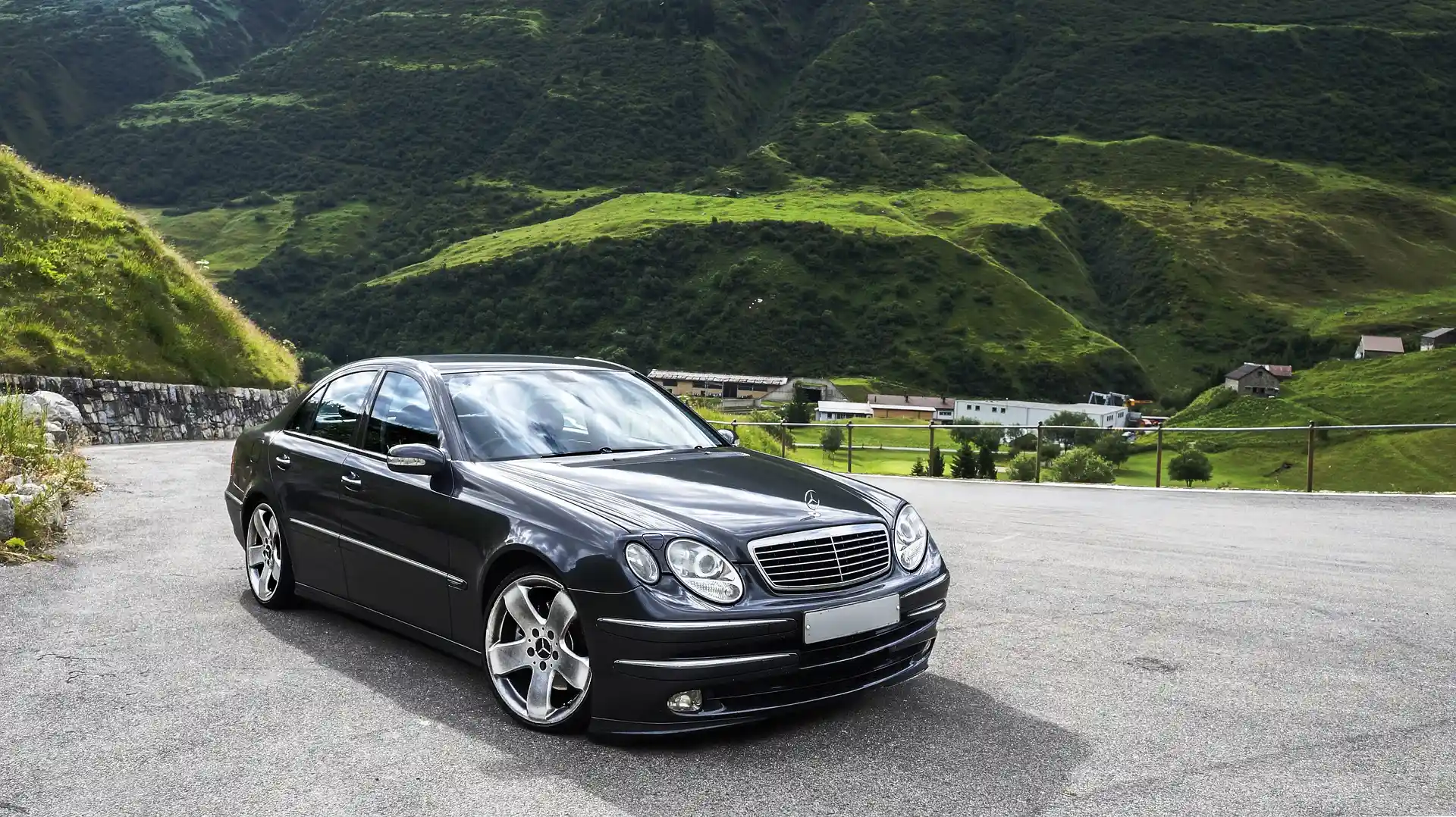 Hertz Car Rental SZX Airport